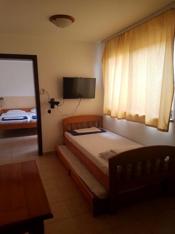 Vlsb Apartments Петровац Экстерьер фото